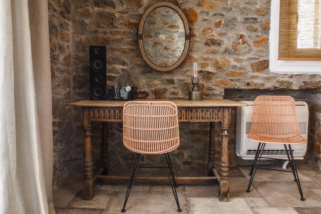 Vathisthea Kíthnos Buitenkant foto